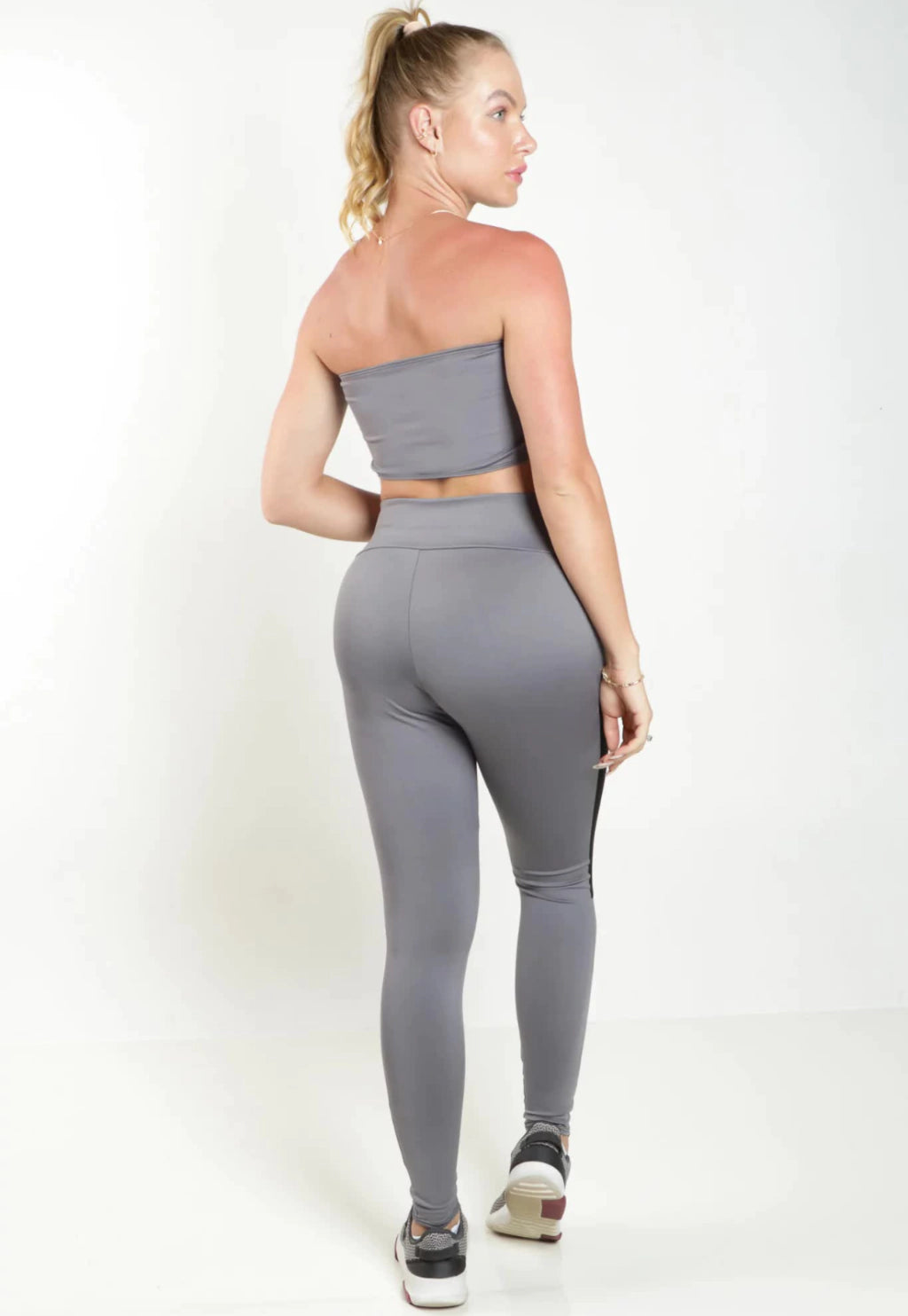 Calça Legging com Tela DryFit e Cropped Tomara que Caia Cinza Conjunto Fitness | REF: FRD2