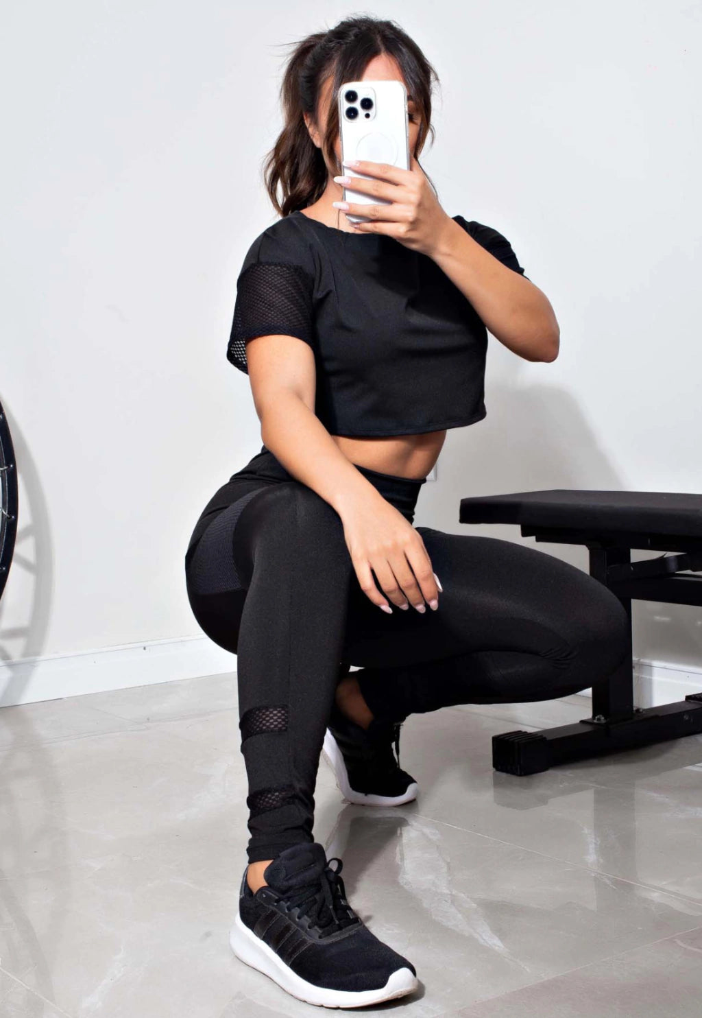 Conjunto Fitness Cropped Preto + Calça Legging com Bolso Tela | REF: LX81