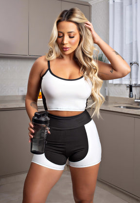 Short Preto com Branco Cintura Alta e Cropped Alcinha Academia Conjunto Fitness Feminino | REF: CSV24